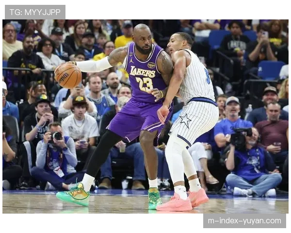 湖人关键时刻进攻效率128.7联盟第一，净效率24.7领跑